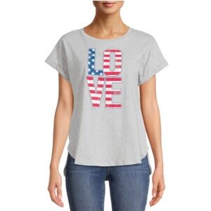 WOMEN’S LOVE FLAG A GRAPHIC T-SHIRT
